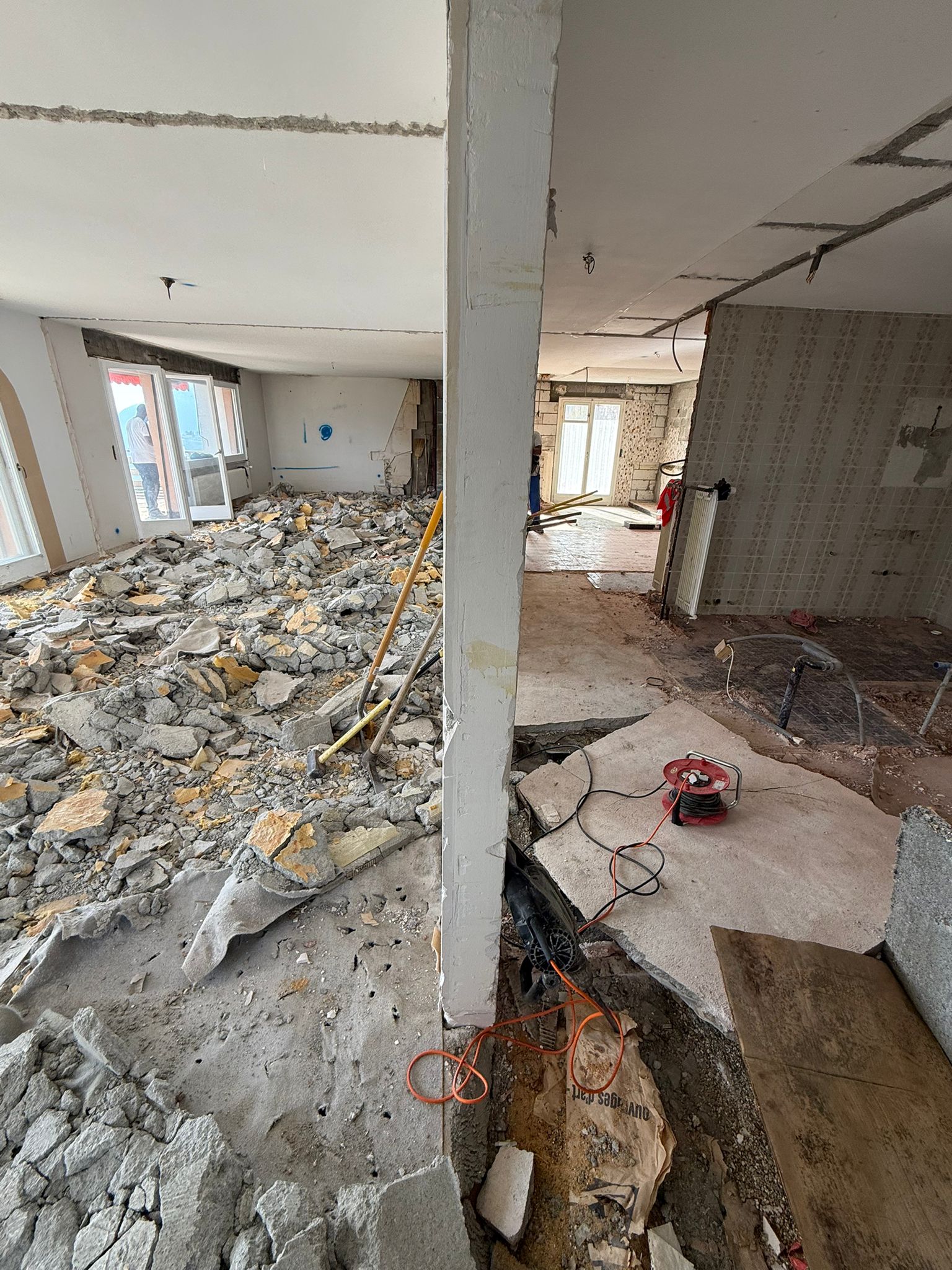 valais-suisse-chantier-demolition