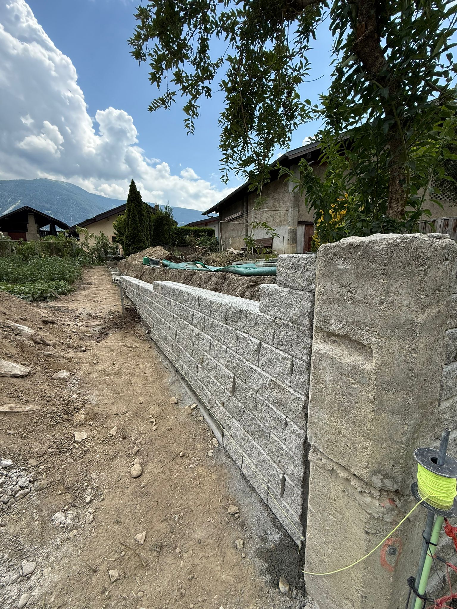 mtt-suisse-valais-mur-en-pierre