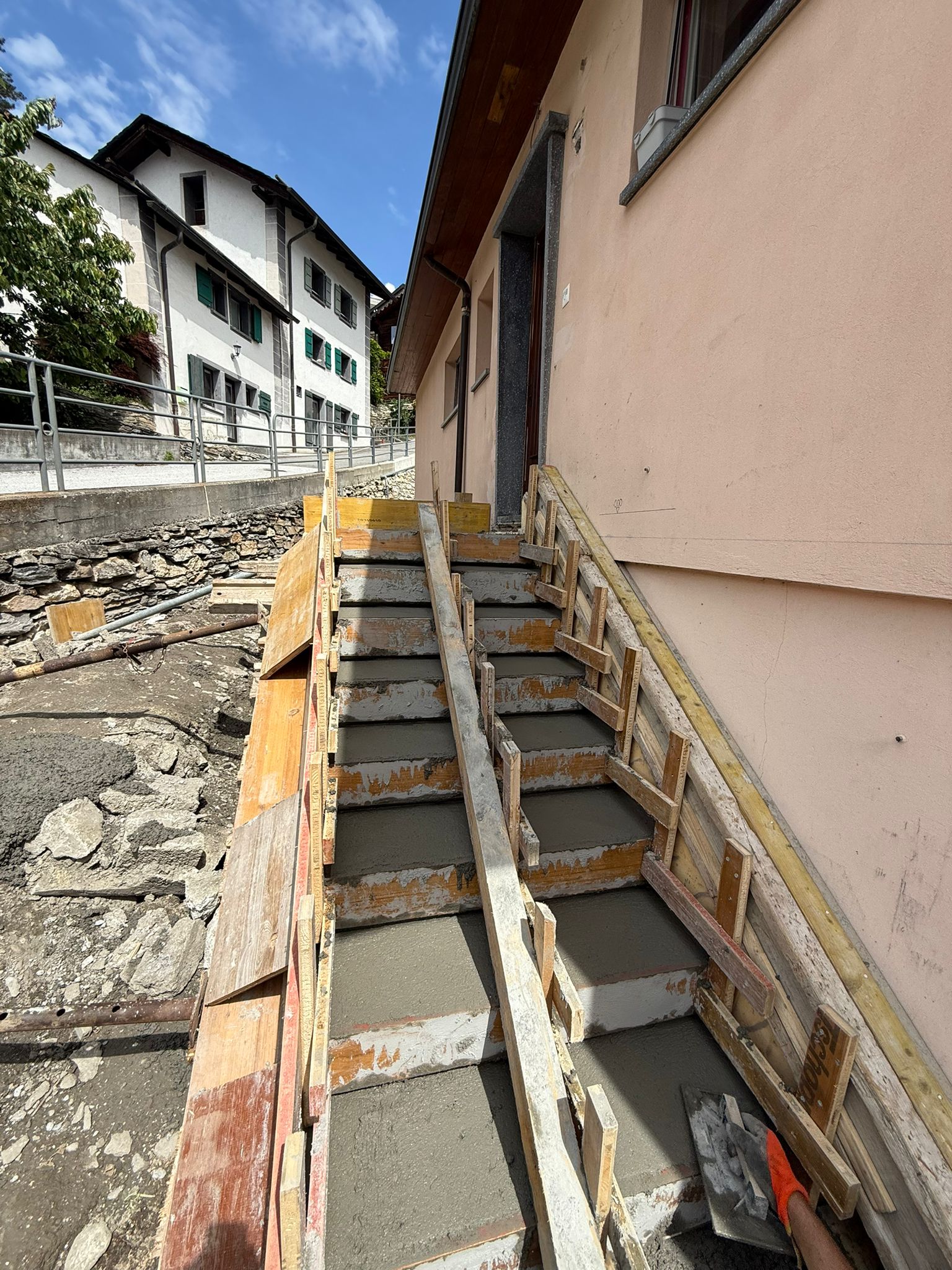 suisse-mtt-valais-batiment-maconnerie